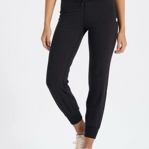Women’s Black Vuori Jogger Pants